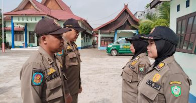 SATPOL PP LAKUKAN PENJAGAAN RUTIN DI RUMAH JABATAN DAN KANTOR BUPATI: MENJAMIN KEAMANAN SETIAP HARI